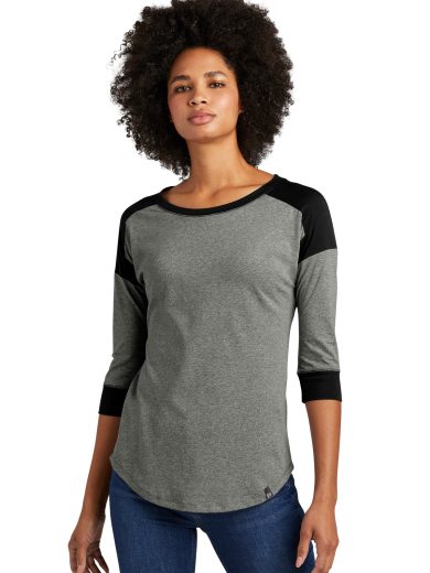New Era ® Women's Heritage Blend 3/4-Sleeve Baseball Raglan Tee.