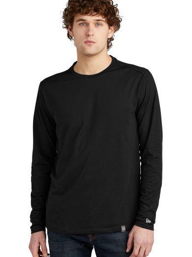 New Era ® Heritage Blend Long Sleeve Crew Tee.