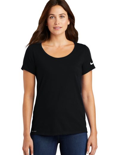 Nike Women's Dri-FIT Cotton/Poly Scoop Neck Tee.