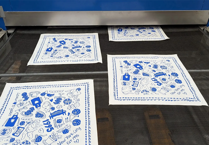 How Personalized Bandanas Elevate Team-Building Events for Corporate Groups